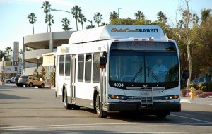 A Gold Coast Transit bus en route to the transit depot in Ventura. (Photo courtesy Bill McConnell)